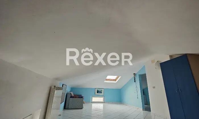 Rexer-Terre-Roveresche-Casa-indipendente-con-giardino-privato-e-mansarda-abitabile-Mansarda