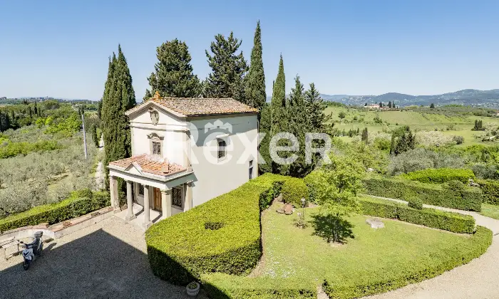 Rexer-Bagno-a-Ripoli-Appartamento-in-villa-depoca-di-lusso-panoramico-sulle-colline-Altro