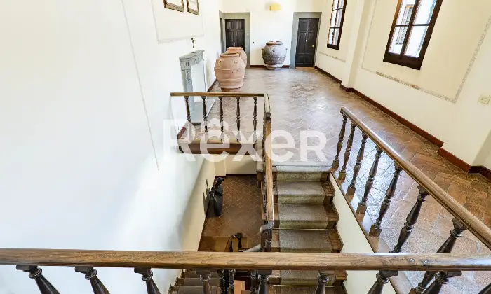 Rexer-Bagno-a-Ripoli-Appartamento-in-villa-depoca-di-lusso-panoramico-sulle-colline-Altro