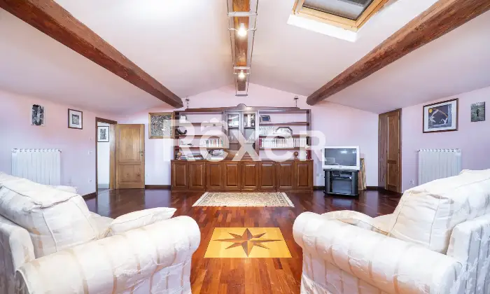 Rexer-Bagno-a-Ripoli-Appartamento-in-villa-depoca-di-lusso-panoramico-sulle-colline-Altro