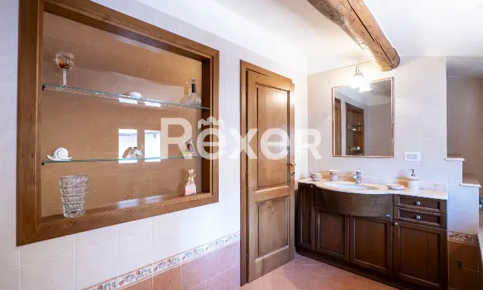 Rexer-Bagno-a-Ripoli-Appartamento-in-villa-depoca-di-lusso-panoramico-sulle-colline-Altro