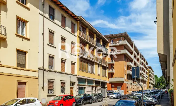 Rexer-Firenze-Ampio-bilocale-con-balcone-ultimo-piano-sottotetto-praticabile-Altro