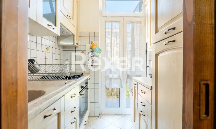 Rexer-Firenze-Ampio-bilocale-con-balcone-ultimo-piano-sottotetto-praticabile-Altro