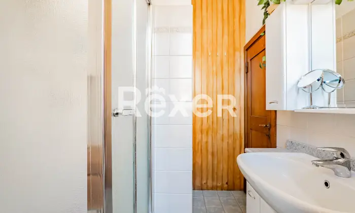 Rexer-Firenze-Ampio-bilocale-con-balcone-ultimo-piano-sottotetto-praticabile-Altro