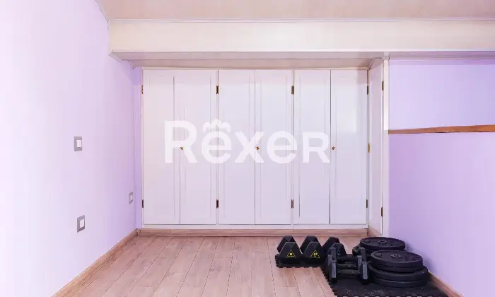Rexer-Firenze-Ampio-bilocale-con-balcone-ultimo-piano-sottotetto-praticabile-Altro