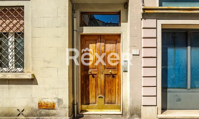 Rexer-Firenze-Ampio-bilocale-con-balcone-ultimo-piano-sottotetto-praticabile-Altro