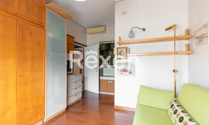 Rexer-Milano-Comasina-Ampio-trilocale-con-balcone-Altro