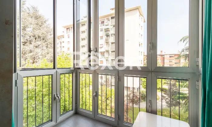 Rexer-Milano-Comasina-Ampio-trilocale-con-balcone-Altro