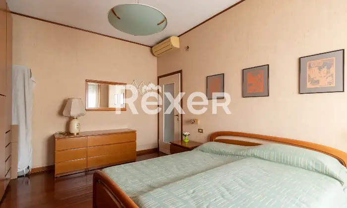 Rexer-Milano-Comasina-Ampio-trilocale-con-balcone-Altro