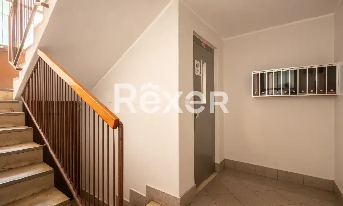 Rexer-Milano-Comasina-Ampio-trilocale-con-balcone-Altro