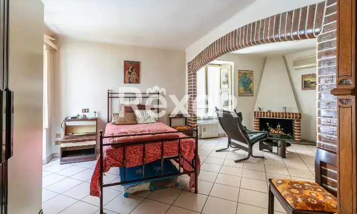 Rexer-Bologna-Appartamento-in-centro-con-cantina-Altro