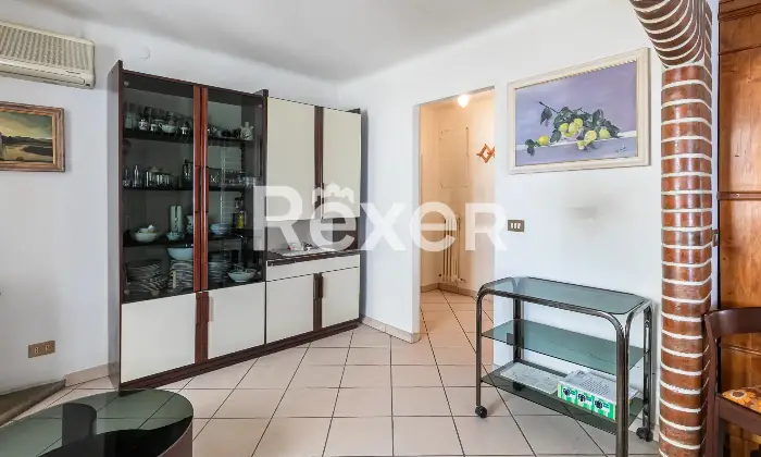 Rexer-Bologna-Appartamento-in-centro-con-cantina-Altro