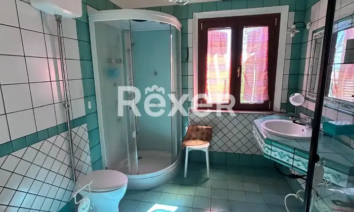 Rexer-Nepi-Villa-unifamiliare-con-giardino-privato-Altro