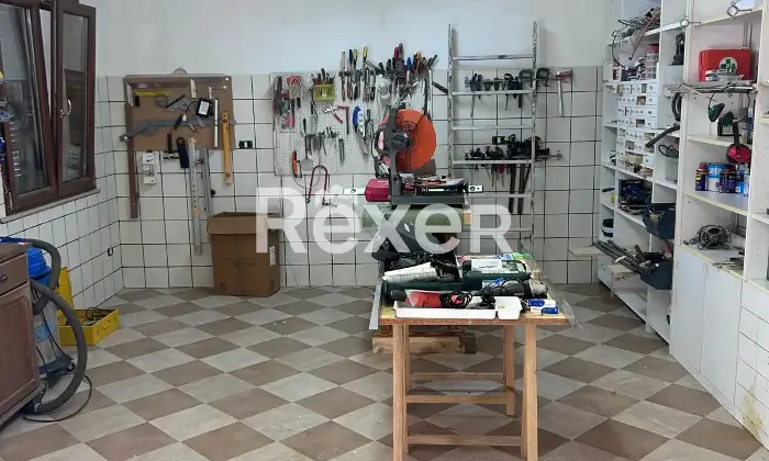 Rexer-Nepi-Villa-unifamiliare-con-giardino-privato-Altro