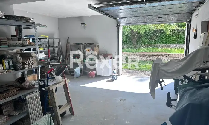 Rexer-Nepi-Villa-unifamiliare-con-giardino-privato-Altro