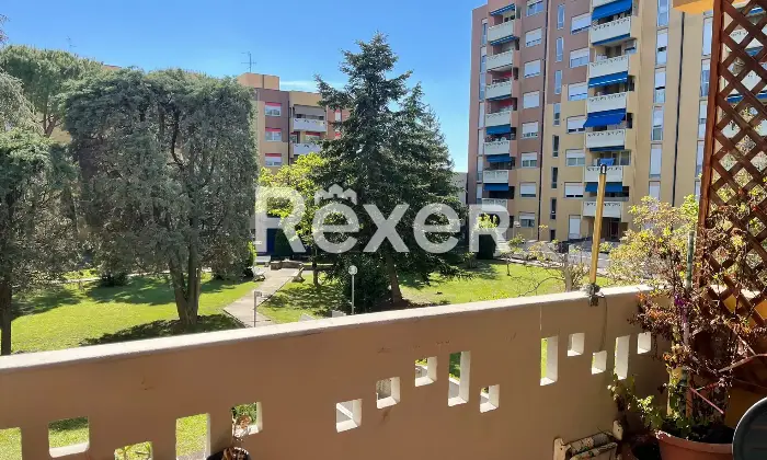 Rexer-Pesaro-Appartamento-luminoso-con-garage-vicino-al-centro-Altro
