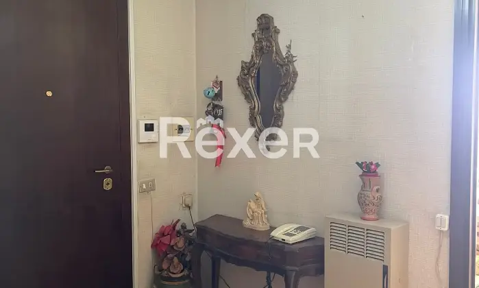 Rexer-Pesaro-Appartamento-luminoso-con-garage-vicino-al-centro-Altro