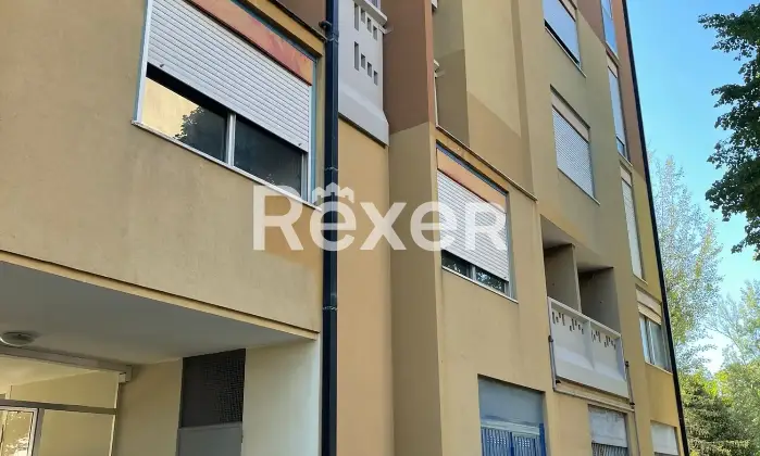Rexer-Pesaro-Appartamento-luminoso-con-garage-vicino-al-centro-Altro
