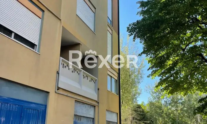 Rexer-Pesaro-Appartamento-luminoso-con-garage-vicino-al-centro-Altro