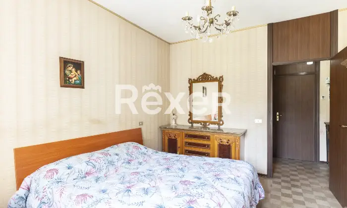 Rexer-Pesaro-Appartamento-luminoso-con-garage-vicino-al-centro-Altro