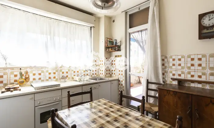 Rexer-Pesaro-Appartamento-luminoso-con-garage-vicino-al-centro-Altro