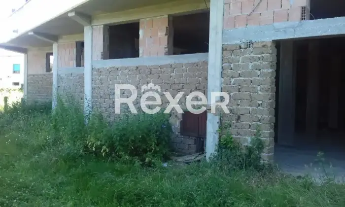 Rexer-Vignanello-Intero-edificio-in-vendita-in-SP-a-Fabrica-di-Roma-Altro