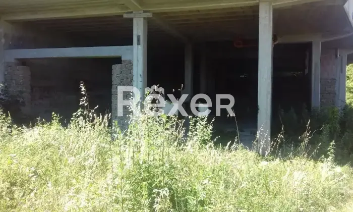 Rexer-Vignanello-Intero-edificio-in-vendita-in-SP-a-Fabrica-di-Roma-Altro