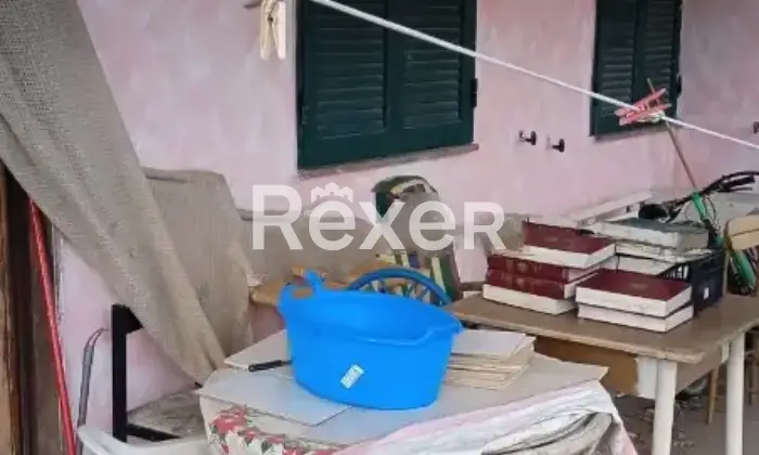 Rexer-Vignanello-Intero-edificio-in-vendita-in-SP-a-Fabrica-di-Roma-Altro