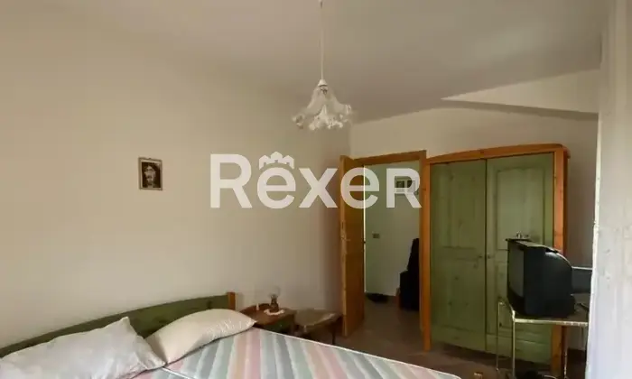 Rexer-Taverna-Villetta-in-vendita-in-Villaggio-Racise-a-Taverna-Altro