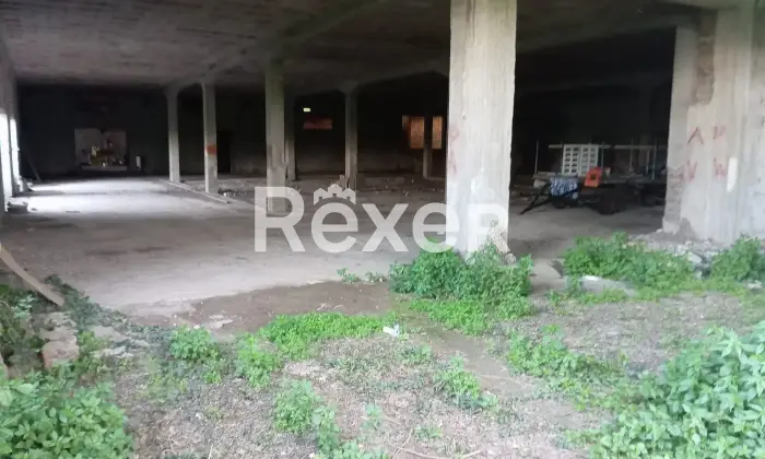 Rexer-Vignanello-Locale-commerciale-in-vendita-in-SP-a-Fabrica-di-Roma-Altro