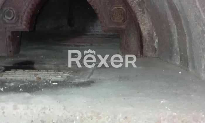 Rexer-Vignanello-Locale-commerciale-in-vendita-in-SP-a-Fabrica-di-Roma-Altro