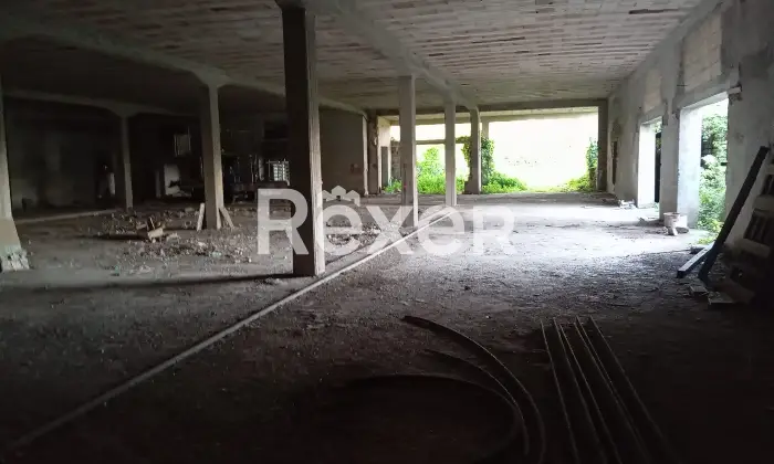 Rexer-Vignanello-Locale-commerciale-in-vendita-in-SP-a-Fabrica-di-Roma-Altro