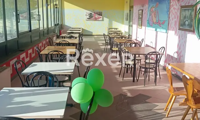 Rexer-Vignanello-Locale-commerciale-in-vendita-in-SP-a-Fabrica-di-Roma-Altro