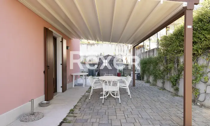 Rexer-Grezzana-Villetta-a-schiera-dangolo-Altro