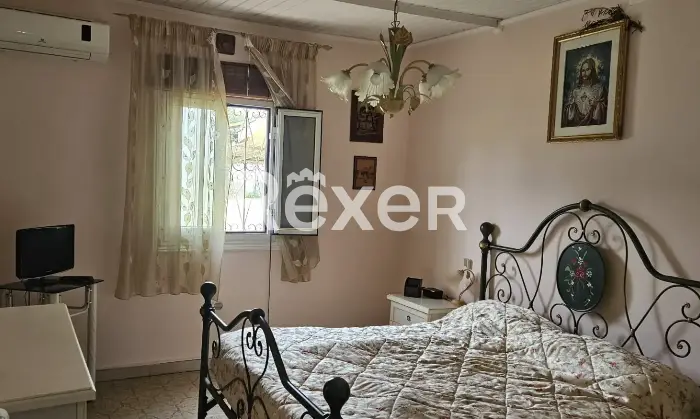 Rexer-Latina-Casa-indipendente-con-ampio-giardino-Altro