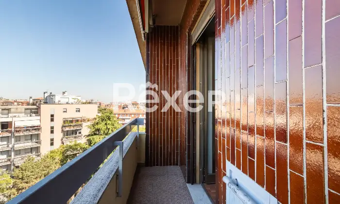 Rexer-Milano-Tre-locali-lastrico-solare-e-cantina-Altro