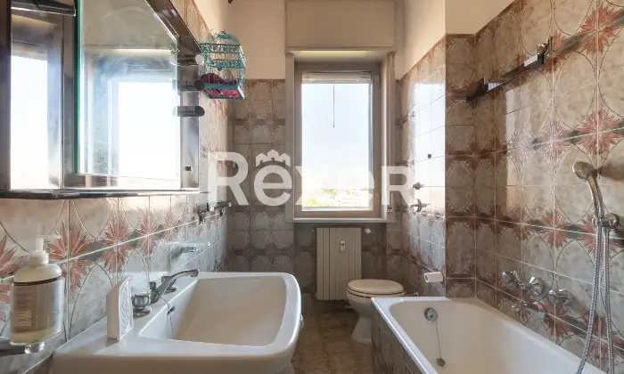 Rexer-Milano-Tre-locali-lastrico-solare-e-cantina-Altro