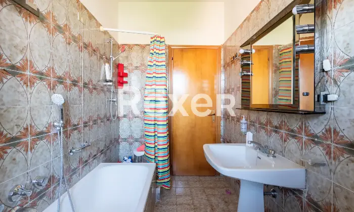 Rexer-Milano-Tre-locali-lastrico-solare-e-cantina-Altro