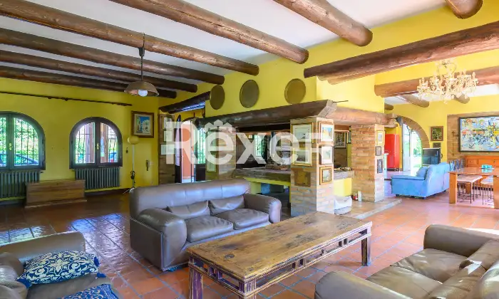 Rexer-Venezia-Villa-tra-Terra-e-Laguna-Altro