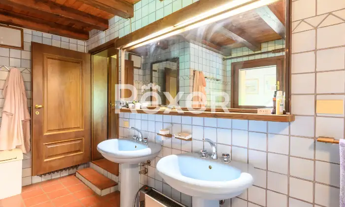 Rexer-Venezia-Villa-tra-Terra-e-Laguna-Altro