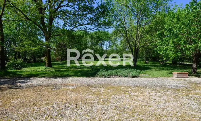 Rexer-Venezia-Villa-tra-Terra-e-Laguna-Altro