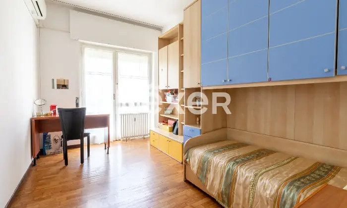 Rexer-Milano-Quadrilocale-con-doppi-servizi-Camera-da-letto