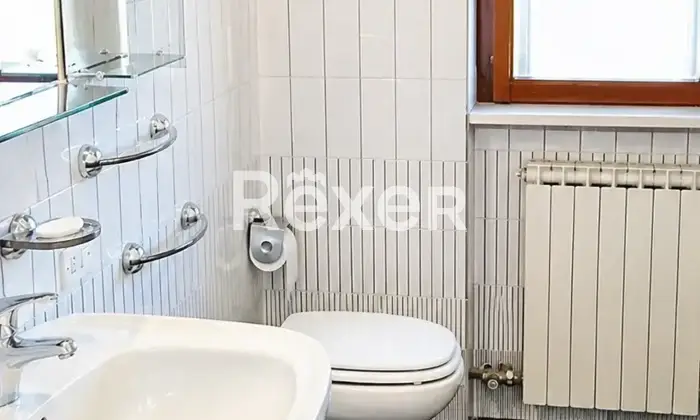 Rexer-Cairate-Trilocale-con-balconi-cantina-di-pertinenza-e-posto-auto-Altro