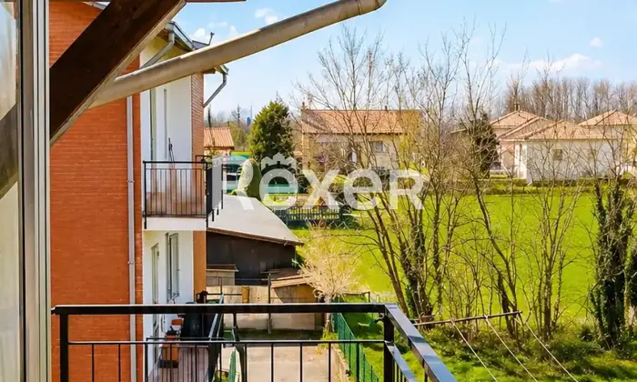 Rexer-Cairate-Trilocale-con-balconi-cantina-di-pertinenza-e-posto-auto-Altro