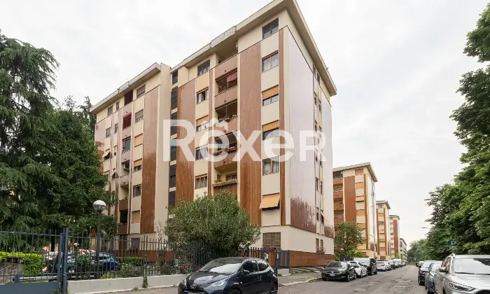 Rexer-Milano-Eleganza-luce-e-ampiezza-in-un-contesto-residenziale-esclusivo-Altro