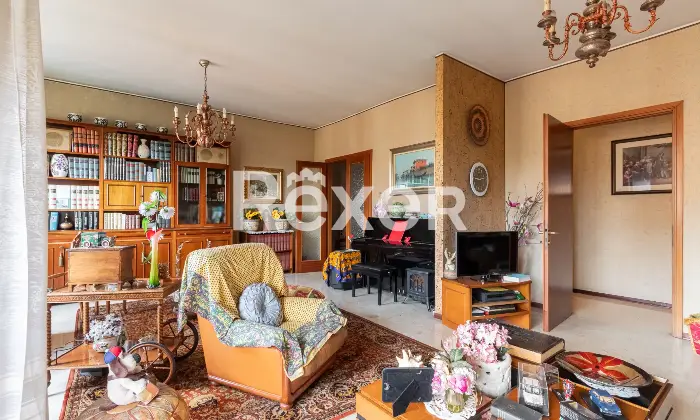 Rexer-Milano-Eleganza-luce-e-ampiezza-in-un-contesto-residenziale-esclusivo-Altro