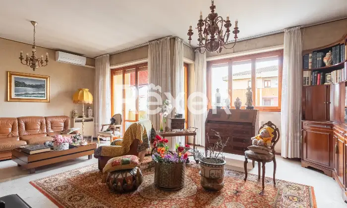 Rexer-Milano-Eleganza-luce-e-ampiezza-in-un-contesto-residenziale-esclusivo-Altro