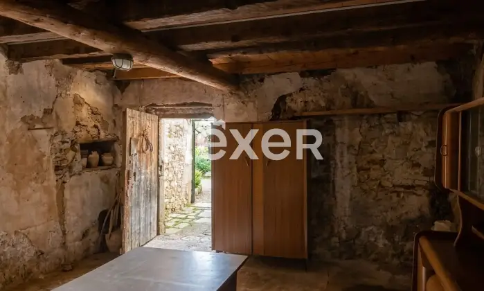 Rexer-Caltrano-Casa-singola-con-giardino-e-locali-accessori-Altro