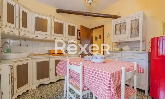 Rexer-Ror-Casa-di-paese-in-vendita-in-Via-Duca-Amedeo-a-Ror-Altro