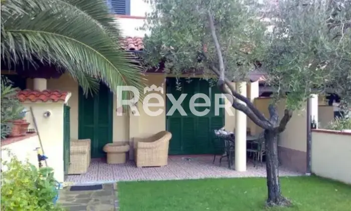 Rexer-Sarzana-Villetta-a-schiera-ristrutturata-a-metri-dal-mare-con-posto-auto-Altro